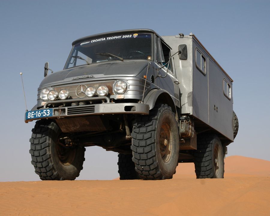 Unimog 406