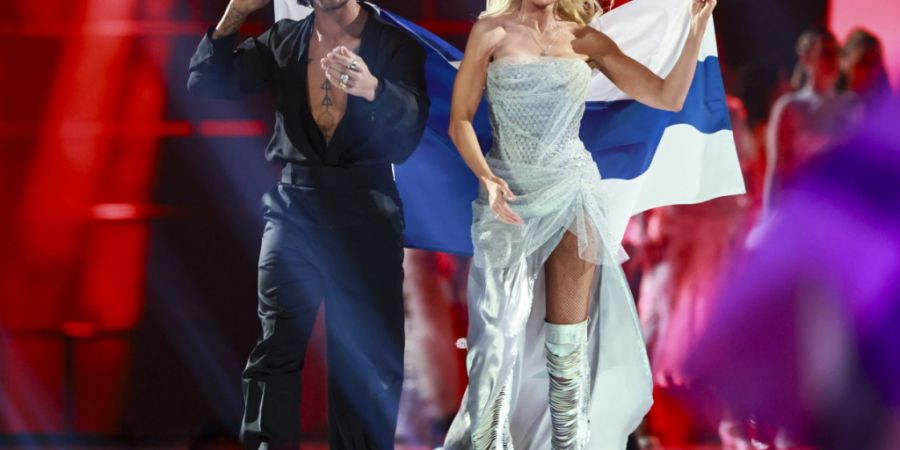 Holen Linda Lampenius und Pete Parkkonen aus Finnland in der Nacht auf Sonntag die gläserne ESC-Trophäe nach Hause? Bei der letzten Probe vor dem Finale zeigen sie sich selbstbewusst.