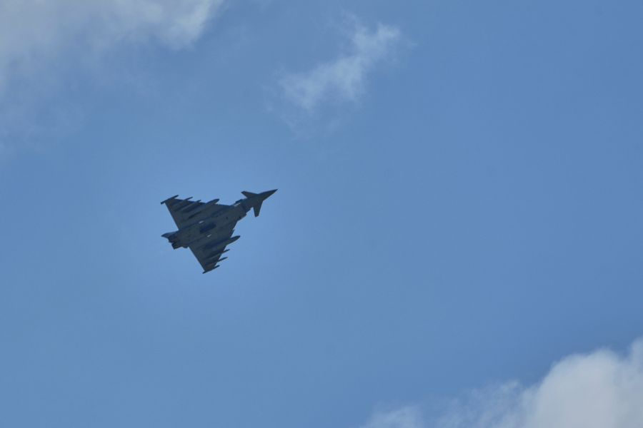 Dabei muss er Neutralitätsaspekte berücksichtigen. Ob wegen der Eskalation das Neutralitätsrecht zur Anwendung kommt, ist nicht klar.