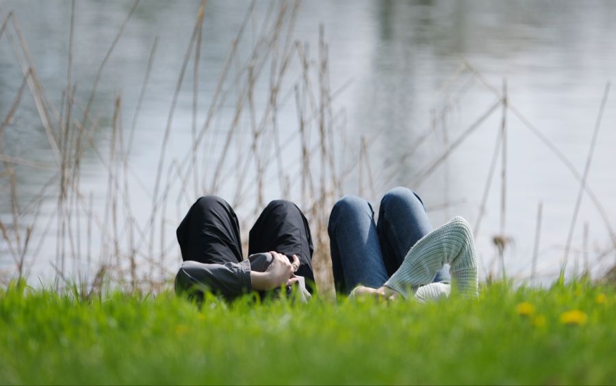 Nachmittags sieht die Situation ganz anders aus. Die kräftige April-Sonne übernimmt das Kommando.