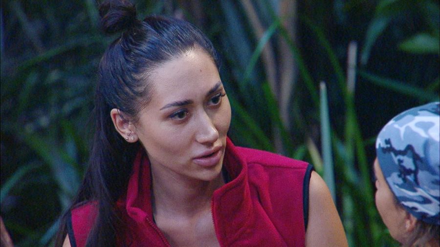 «Schämst du dich nicht?»: Samira lässt nicht locker, Eva weicht den schwierigen Fragen kaum aus.