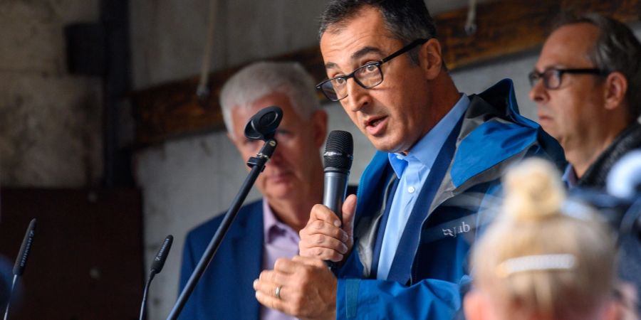 Beim Thema Umbau der Nutztierhaltung bekommt Cem Özdemir «Rückenwind» aus den Ländern.