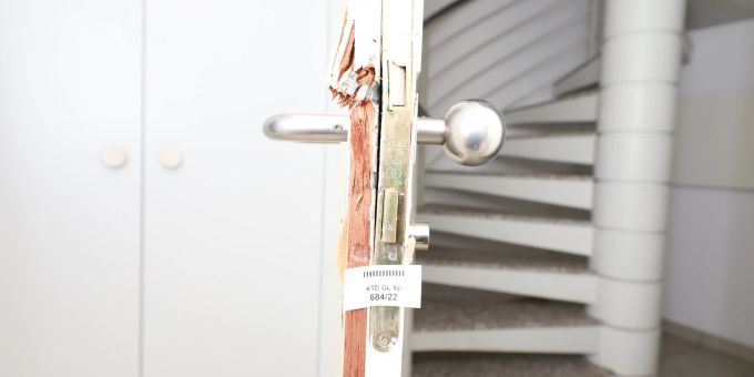Einbruch (Symbolbild). Einbruch