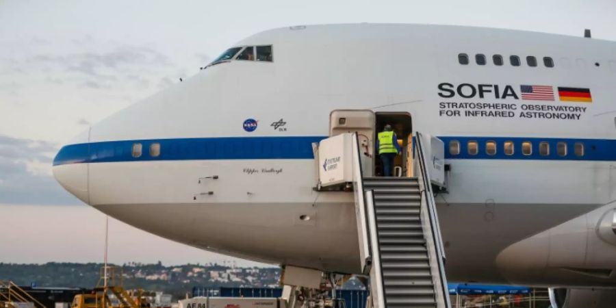 Fliegende Sternwarte Sofia auf dem Stuttgarter Flughafen