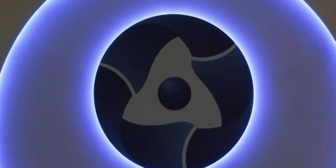 Das Logo der russischen Atombehörde Rosatom. Foto: Sergei Ilnitsky/EPA/Archiv Rosatom