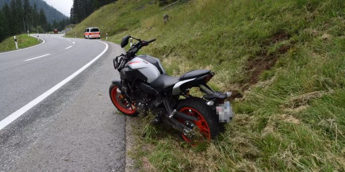 Selbstunfall mit Motorrad Selbstunfall mit Motorrad