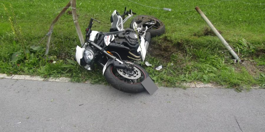 Verkehrsunfall in Netstal