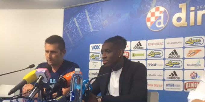 François Moubandje bei seiner offiziellen Präsentation bei Dinamo Zagreb. François Moubandje Dinamo Zagreb