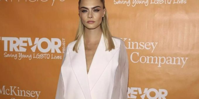 New York - Cara Delevingne: Liebeserklärung an Ashley Benson