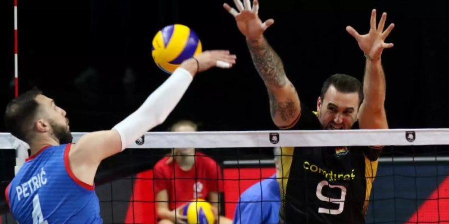 Wird gegen Spanien für die Nationalmannschaft spielen: Georg Grozer (r). Foto: Vdb/Bart Vandenbroucke/CEV