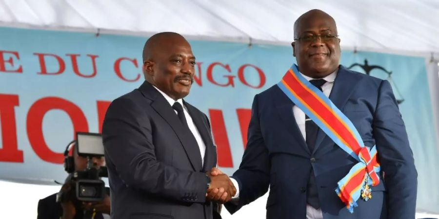 Kabila (l.) bei der Amtsübergabe an Tshisekedi