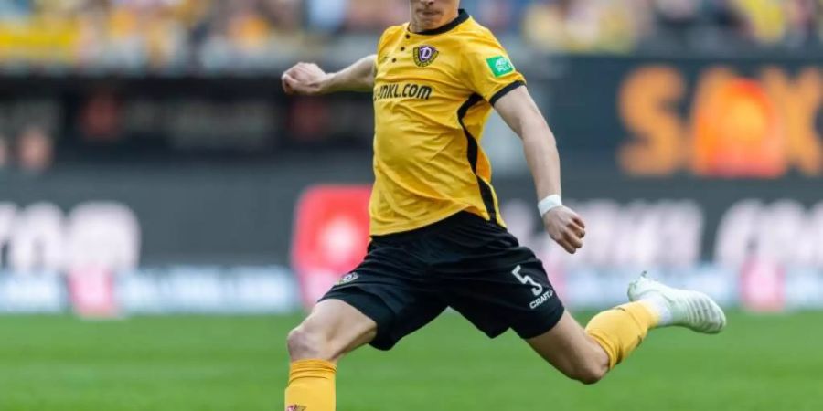 Dzenis Burnic spielt weiter auf Leihbasis für Dynamo Dresden. Foto: Robert Michael