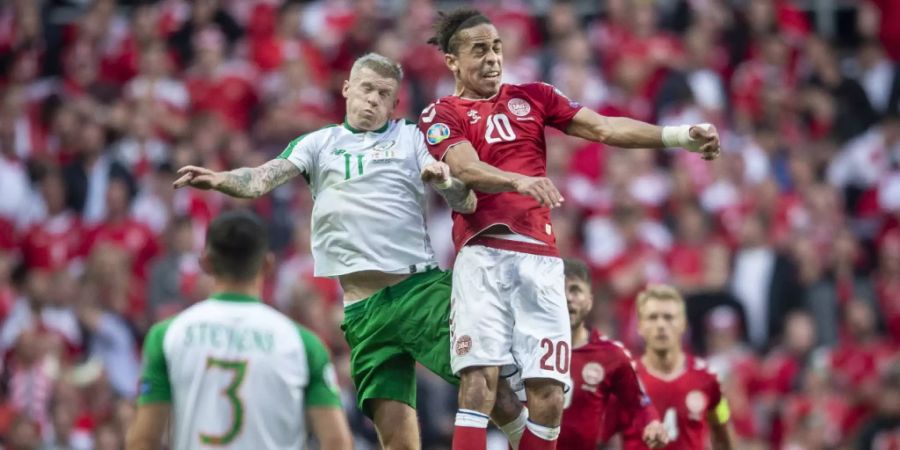 Kopfball-Spezialisten am Werk: Irland und Dänemark trennten sich in Kopenhagen 1:1