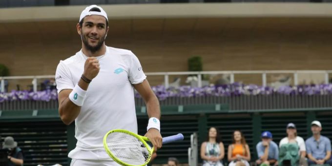 Roger Federer sollte sich vor Matteo Berrettini in Acht nehmen – der junge Profi ist zurzeit in Top-Form. Roger Federer Wimbledon