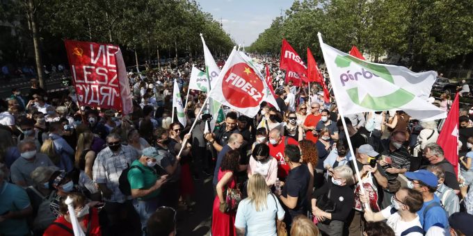 Demonstranten in Budapest am Samstag. Hungary Protest