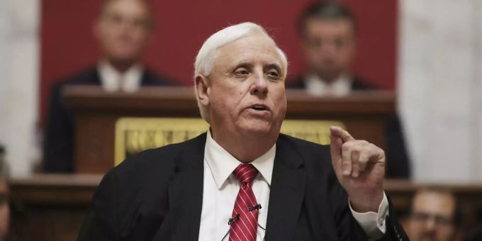 Greensill - US-Gouverneur Jim Justice haftet für 700 Millionen Dollar