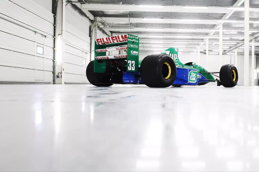 Der Jordan 191 von Michael Schumacher wird versteigert.