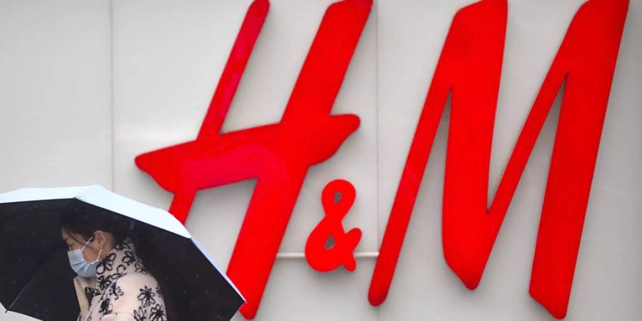 Die Geschäfte beim Moderiesen H&M laufen wieder wie am Schnürchen. (Archivbild)