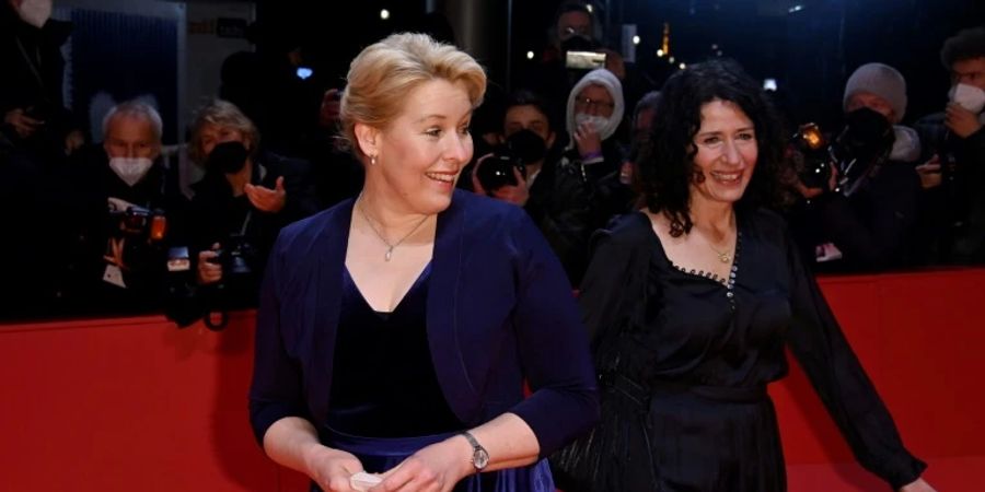 SPD-Kandidatin Franziska Giffey (l.) und die Konkurrenz von den Grünen, Bettina Jarasch