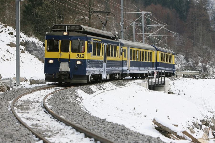 Die Fahrt zwischen Grindelwald und Lütschental dauert zwar nur elf Minuten, dennoch erreicht die Bahn selten rechtzeitig das Ziel.