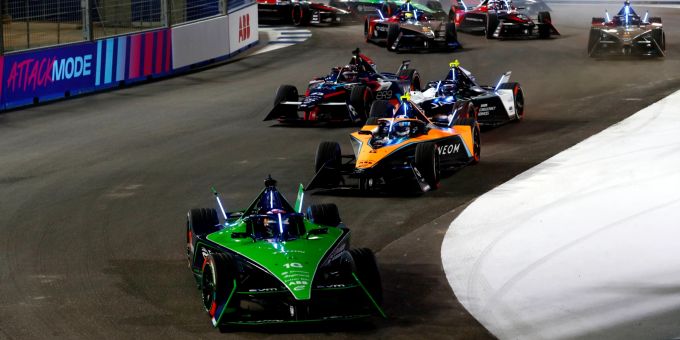Wehrlein siegt - Buemi beim Jubiläums-Rennen knapp neben dem Podest