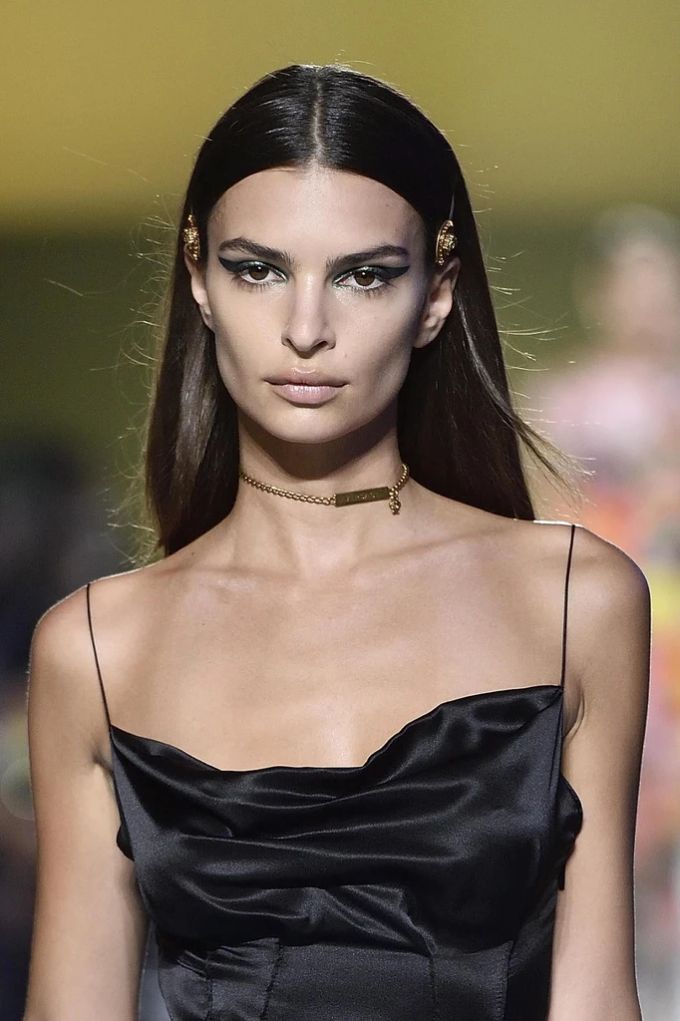 Emily Ratajkowski