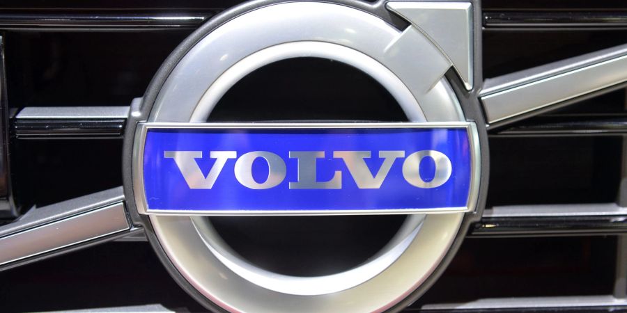 Softwareprobleme im Bremssteuermodul möglich: Der schwedische Autobauer Volvo ruft Fahrzeuge zurück.