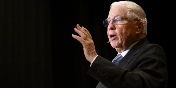 Er ist eine der prägensten Figuren in der Diskussion um die Rolle der Schweiz in Europa: Alt-Bundesrat Christoph Blocher von der SVP. (Archivbild) blocher