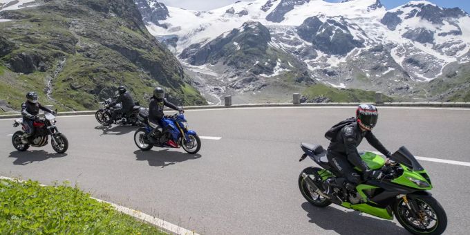 Motorradfahrer auf dem Sustenpass. (Symbolbild)