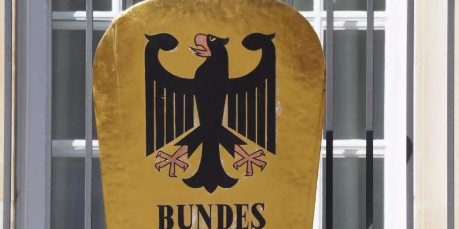 Die vollständige Entfernungspauschale von 30 Cent pro Kilometer umfasst immer den Hin- und Rückweg. Wird an einem Arbeitstag nur eine einfache Strecke zurückgelegt, können Arbeitnehmer nur 15 Cent geltend machen. Foto: Carsten Hoefer/dpa