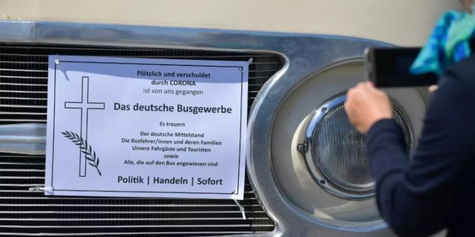 Plakat bei der Busunternehmerdemo am 27. Mai in Berlin Plakat bei der Busunternehmerdemo am 27. Mai in Berlin