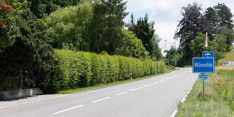 Einfahrt von Wettingen in Würenlos.