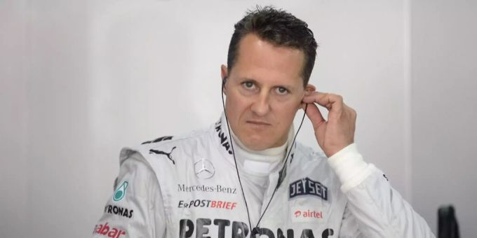 Michael Schumacher zu seiner Zeit bei Mercedes. Seit Sonntag muss er sich einen Rekord mit Lewis Hamilton teilen. Michael Schumacher Lewis Hamilton
