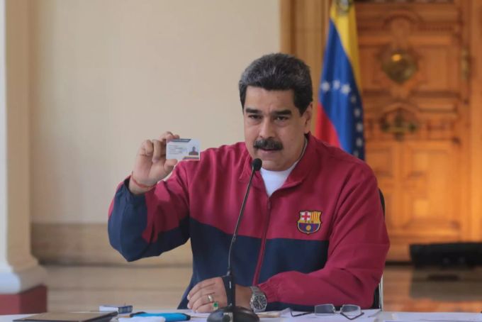 Venezuelas Präsident Nicolás Maduro wirft den USA und Kolumbien vor an den angeblichen Umsturzversuchen beteiligt gewesen zu sein. nicolás maduro