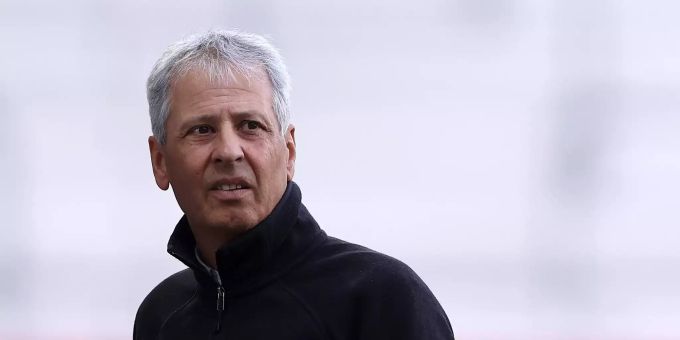 Hat es derzeit nicht leicht bei Borussia Dortmund: Trainer Lucien Favre. Borussia Dortmund Lucien Favre