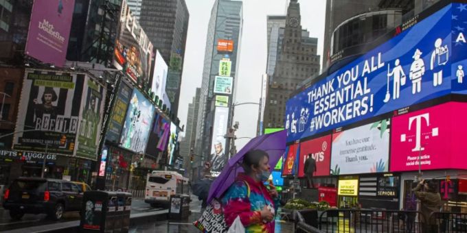 Der Times Square in New York. Die Kauflaune bei den US-Bürger bessert sich wieder ein bisschen. US-Markt