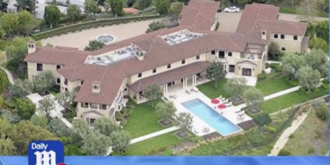 Die «Daily Mail» enthüllt: In dieser 18-Millionen-Villa hausen Meghan Markle und Prinz Harry während der Corona-Quarantäne. Meghan Markle Prinz Harry