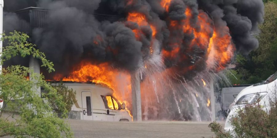 Sihlbrugg ZG brand wohnmobil