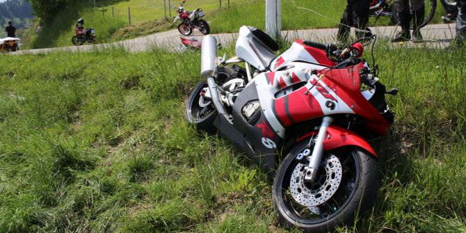 Selbstunfall mit Motorrad