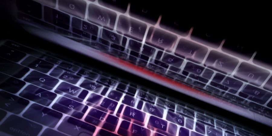 Deutsche Firmen gehen von mehr Cyberattacken und Datenklau aus.