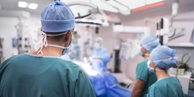 Der Kanton Luzern investiert künftig mehr in die Weiterbildung von Assistenzärzten. assistenzärzte lausanne