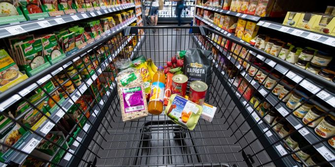 Der Einzelhandel in Deutschland: Viele Einzelhändler sitzen auf hohen Lagerbeständen und möchten ihre Warenbestellungen in den kommenden Monaten eher zurückfahren. (Symbolbild) Einzelhandel