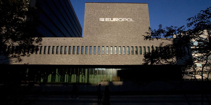 ARCHIV - Das Europol-Hauptquartier in Den Haag. Foto: Peter Dejong/AP