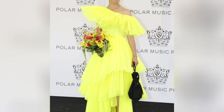 Schwedens künftige Königin Victoria strahlte beim Polar Music Prize in Stockholm in neongelb.