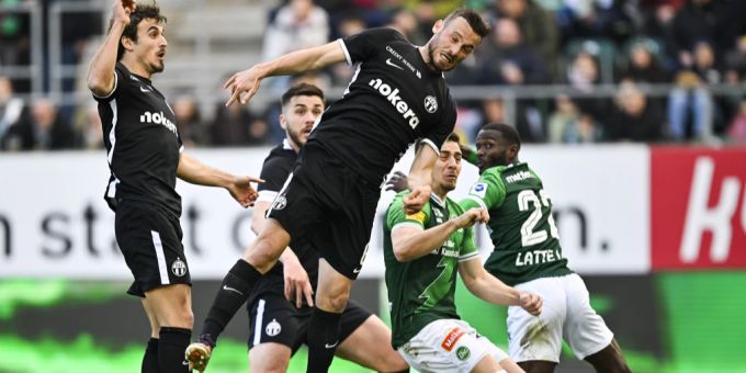 Der FC Zürich und der FC St.Gallen liefern sich ein spektakuläres Spiel. FC Zürich FC St.Gallen