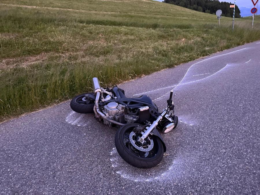 Eine Person kam bei dem Unfall ums Leben.