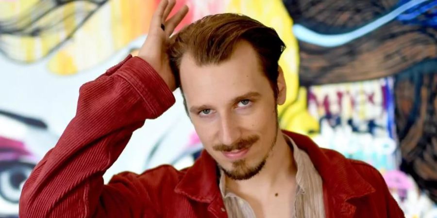 Der Rapper Lukas Strobel alias Alligatoah wird 32. Foto: Britta Pedersen/dpa-Zentralbild/dpa