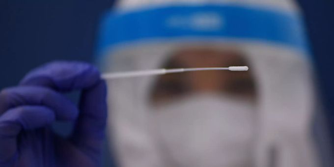 Delta ist auf dem Vormarsch – doch offenbar schützen Pfizer- und AstraZeneca-Impfungen gut vor der Variante. Coronavirus