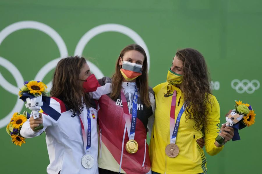 Ricarda Funk holt vor Maialen Chourraut (SPA) und Jessica Fox (AUS) Gold.