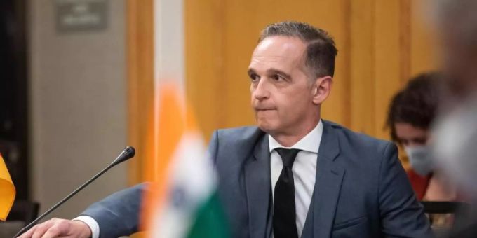 Heiko Maas (SPD), Aussenminister, trifft sich beim sogenannten G4-Aussenminister-Format mit seinen Amtskollegen aus Brasilien, Indien und Japan, um mit ihnen über die Reform des UN-Sicherheitsrates zu debattieren. Foto: Bernd von Jutrczenka/dpa Heiko Maas (SPD), Aussenminister, trifft sich beim sogenannten G4-Aussenminister-Format mit seinen Amtskollegen aus Brasilien, Indien und Japan, um mit ihnen über die Reform des UN-Sicherheitsrates zu debattieren. Foto: Bernd von Jutrczenka/dpa